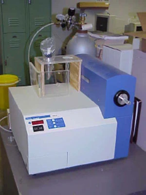 a Fishione model 1020 plasma cleaner